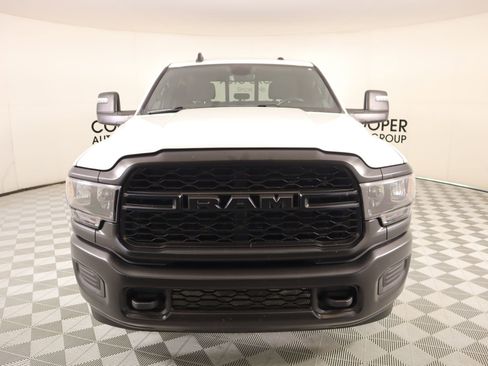 Used 2024 RAM 2500 Tradesman image 9