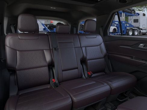 New 2026 Ford Explorer Platinum image 11