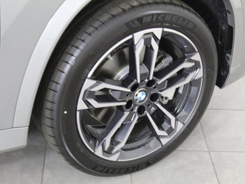 Used 2025 BMW X1 xDrive28i w/ Technology Package image 21