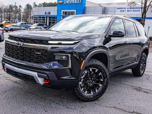 New 2026 Chevrolet Traverse Z71 w/ Driver Confidence Package image 1