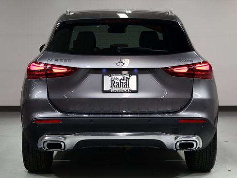 Used 2025 Mercedes-Benz GLA 250 GLA 250 image 13