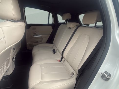 Used 2026 Mercedes-Benz GLA 250 image 24