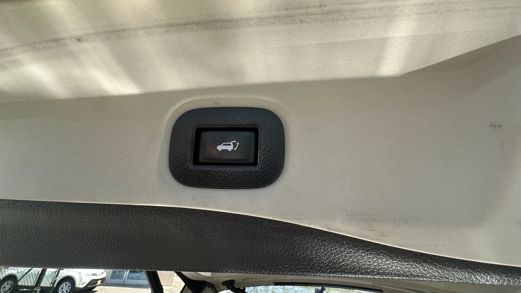 Used 2016 Nissan Rogue SL AWD/4WD image 12