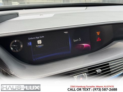 Used 2018 Lexus LS 500 F Sport w/ Accessory Package (Z1) AWD/4WD image 35