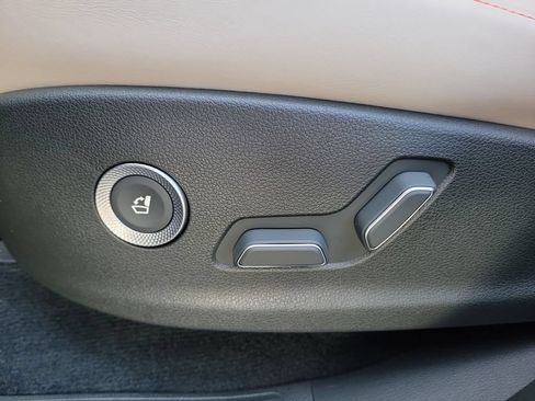 Used 2025 Genesis GV80 3.5T e-SC AWD/4WD image 15