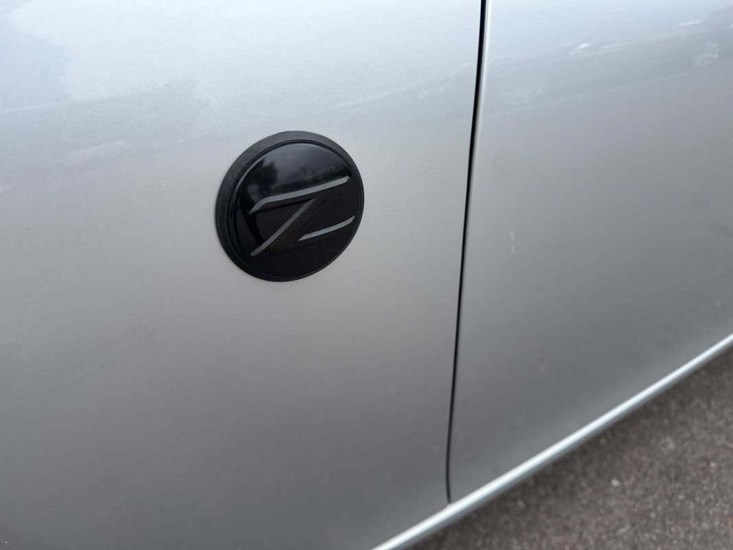 Used 2011 Nissan 370Z Coupe RWD image 14