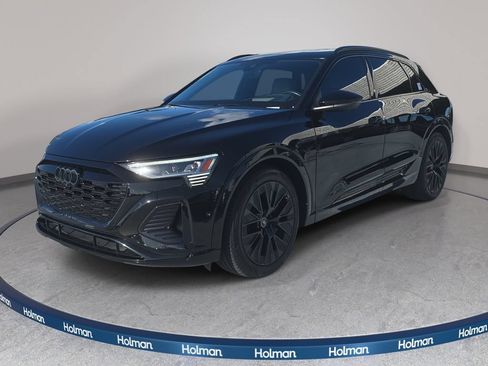 Used 2024 Audi Q8 e-tron Prestige w/ Prestige Package AWD/4WD image 1
