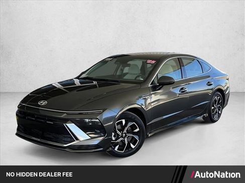 Used 2025 Hyundai Sonata SEL FWD image 1