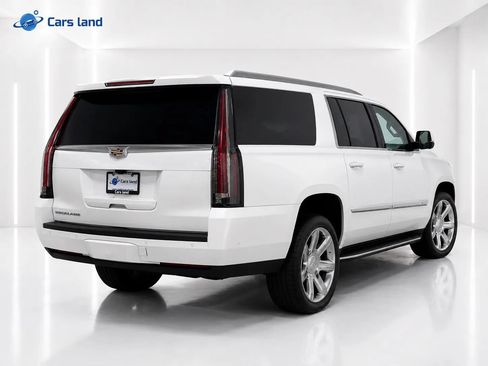 Used 2020 Cadillac Escalade ESV Luxury RWD image 4