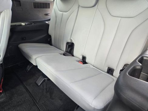 Used 2024 Hyundai Palisade SEL w/ Premium Package image 31