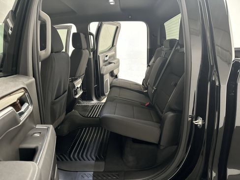 Used 2025 GMC Sierra 1500 Elevation image 23