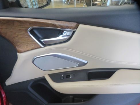 Used 2020 Acura RDX w/ Advance Package FWD image 24