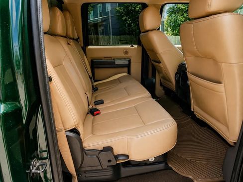 Used 2012 Ford F250 Lariat w/ Lariat Interior Pkg AWD/4WD image 11