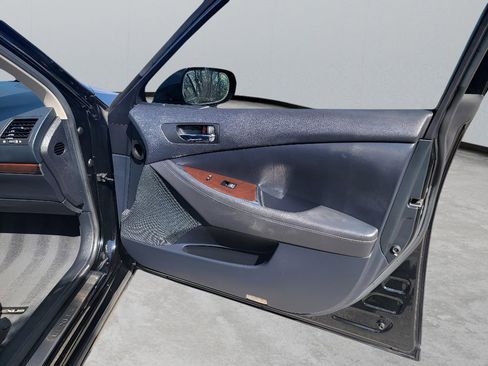 Used 2011 Lexus ES 350 image 31