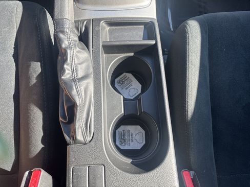 Used 2010 Subaru Impreza 2.5i image 22