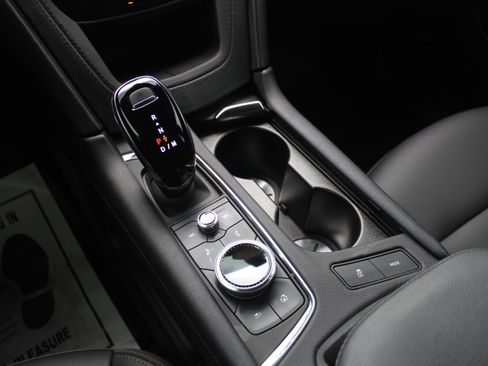 Used 2025 Cadillac XT5 Luxury image 18