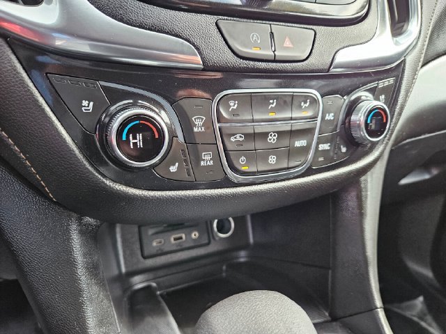 Used 2024 Chevrolet Equinox Premier AWD/4WD image 32