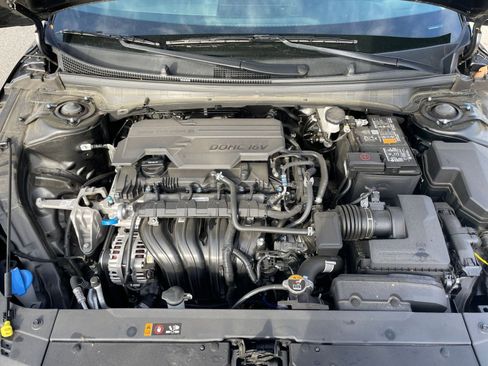 Used 2025 Kia K4 LXS image 31