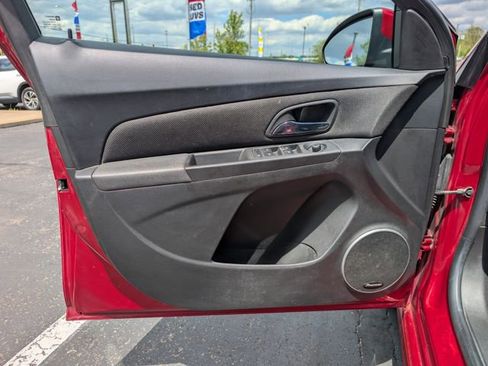 Used 2014 Chevrolet Cruze LT w/ Sun, Sound and Sport Package FWD image 9