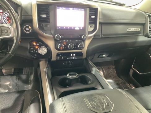Used 2022 RAM 1500 Laramie AWD/4WD image 12