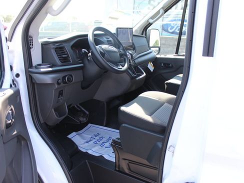 New 2026 Ford Transit 250 148 Medium Roof w/ Load Area Protection Package RWD image 21