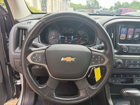 Used 2018 Chevrolet Colorado Z71 AWD/4WD image 47