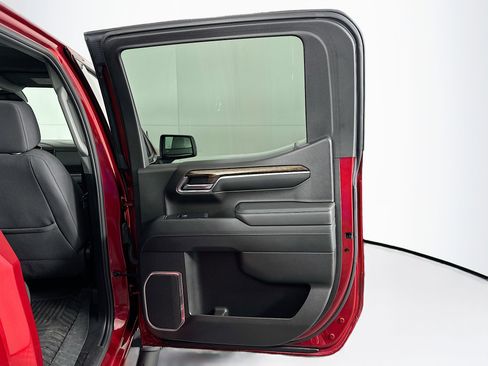 Used 2023 GMC Sierra 1500 Elevation image 30