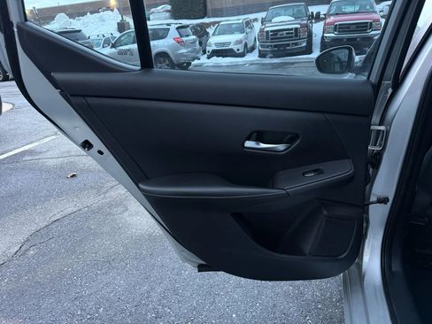 Used 2021 Nissan Sentra SV w/ Trunk Package image 19