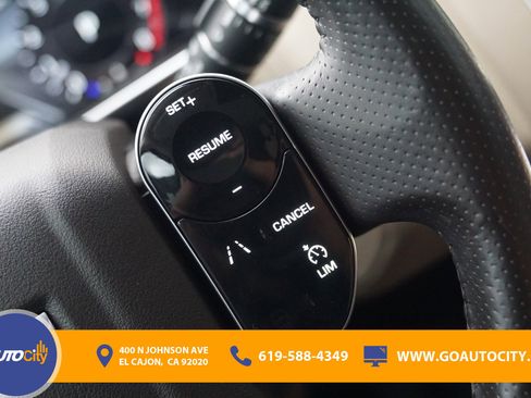 Used 2020 Land Rover Range Rover Sport SE image 22