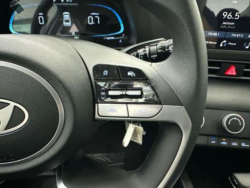 New 2026 Hyundai Elantra SE FWD image 24