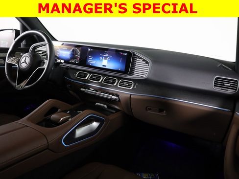 Used 2025 Mercedes-Benz GLE 450e 4MATIC image 44