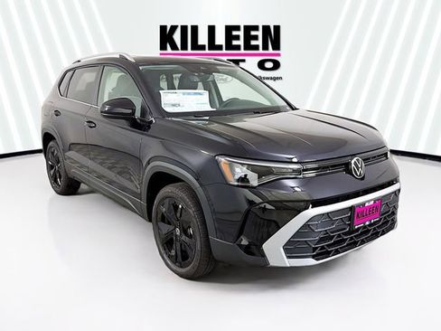 New 2026 Volkswagen Taos SE FWD image 1