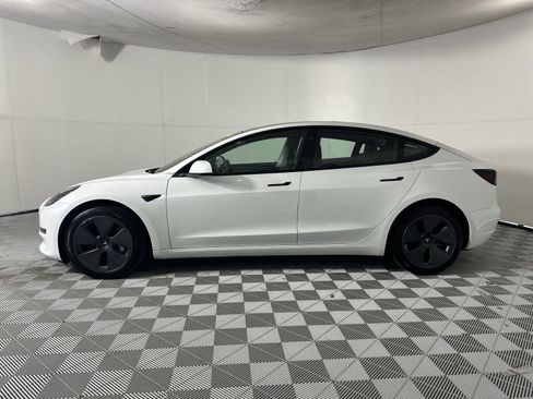 Used 2022 Tesla Model 3 Long Range AWD/4WD image 5