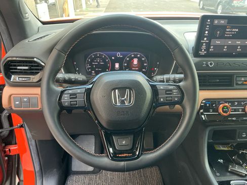 Used 2026 Honda Passport TrailSport Elite image 9