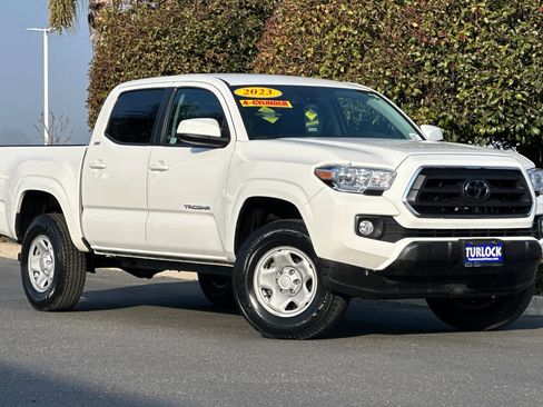 Used 2023 Toyota Tacoma SR5 image 2
