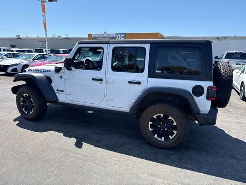 Used 2024 Jeep Wrangler Unlimited Rubicon 4xe AWD/4WD image 18