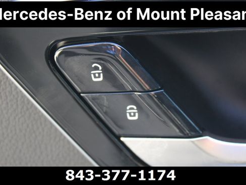 Certified 2025 Mercedes-Benz GLC 300 image 23