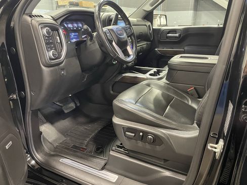 Used 2019 GMC Sierra 1500 SLT w/ SLT Premium Plus Package image 3