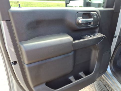 Used 2026 GMC Sierra 2500 Pro w/ Convenience Package AWD/4WD image 7