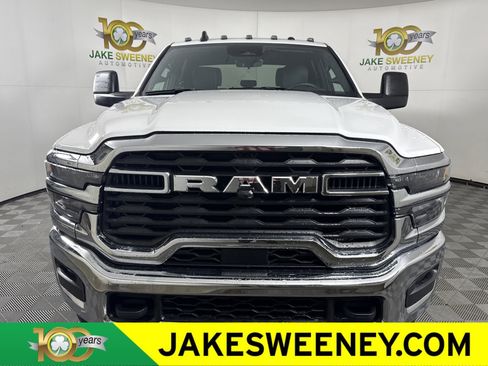 New 2025 RAM 2500 Tradesman w/ Chrome Appearance Group AWD/4WD image 3