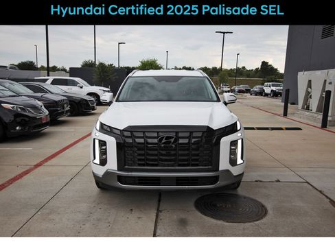 Certified 2025 Hyundai Palisade SEL AWD/4WD image 2