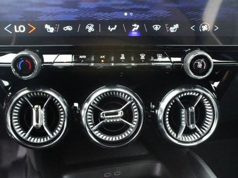 New 2024 Chevrolet Blazer EV LT image 18