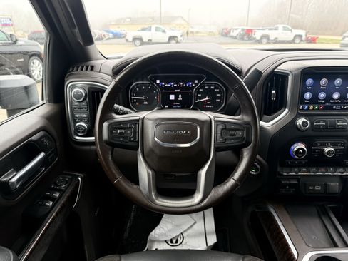 Certified 2023 GMC Sierra 2500 Denali w/ Denali Ultimate Package image 15