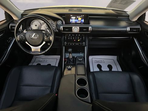 Used 2014 Lexus IS 250 4dr Sport Sdn Auto RWD w/ Premium Package image 16