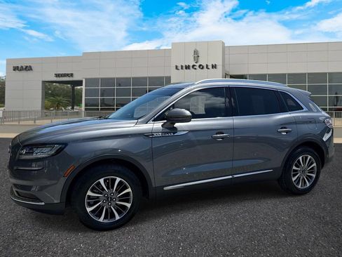 Certified 2022 Lincoln Nautilus FWD w/ Premium Package image 7