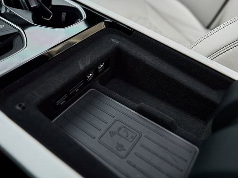 Used 2021 Lamborghini Urus image 64