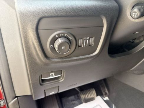 New 2025 Jeep Grand Cherokee Limited w/ Luxury Tech Group II AWD/4WD image 26