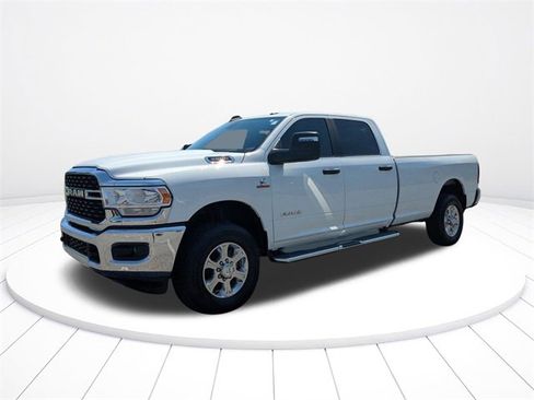 Used 2024 RAM 3500 Big Horn image 11