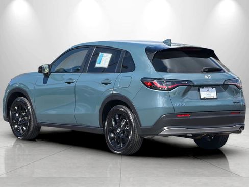 Used 2025 Honda HR-V Sport image 6