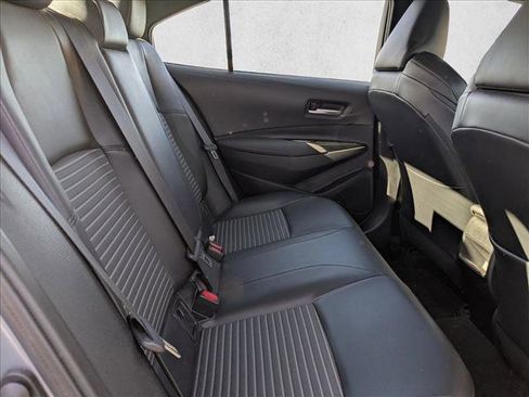 Used 2020 Toyota Corolla XSE image 16